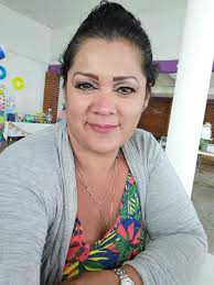 <em><strong>rosa gimenez - valdivia</strong></em>